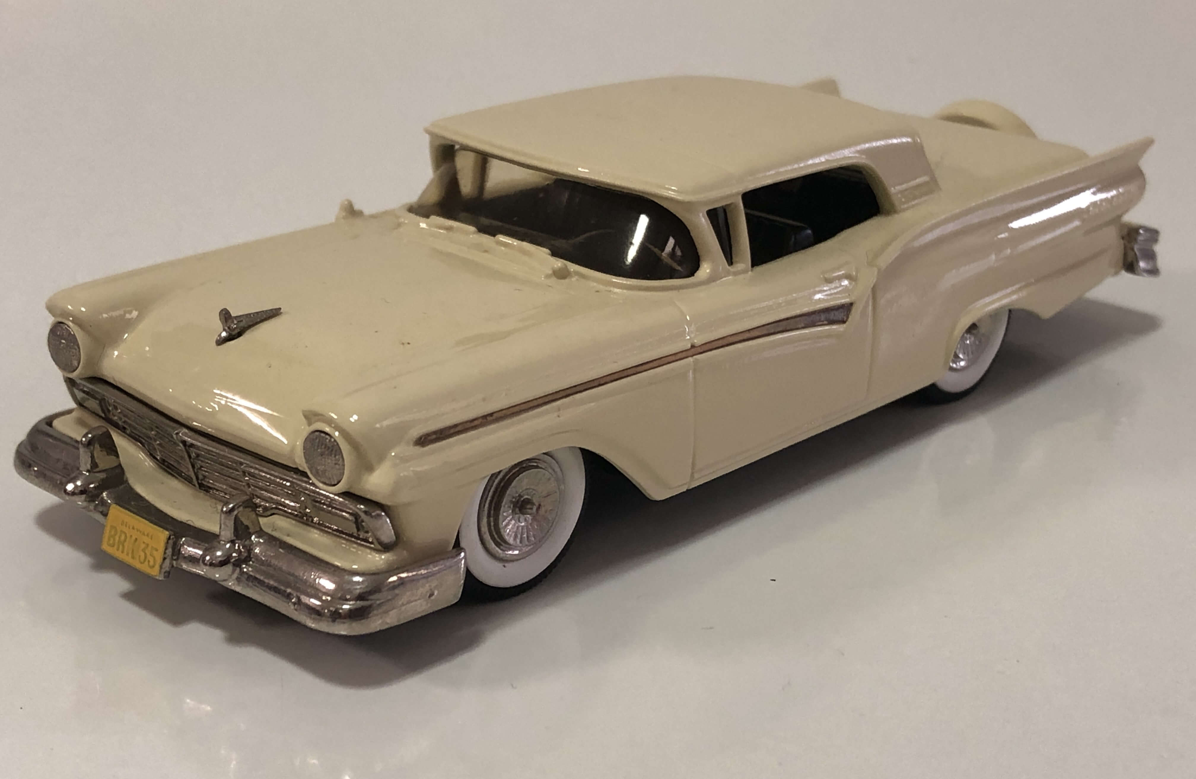 1957 Ford Skyliner